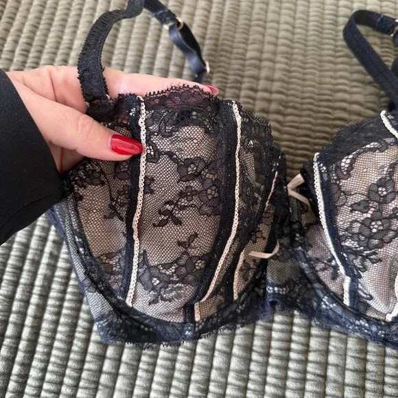 DKNY 34D Black Lace Balconette Plunge Sheer Floral Underwire Bra Lingerie - Picture 5 of 15